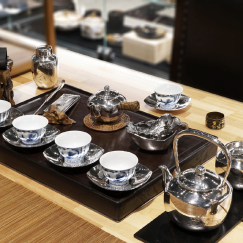 嶽峙勝景純銀茶道具